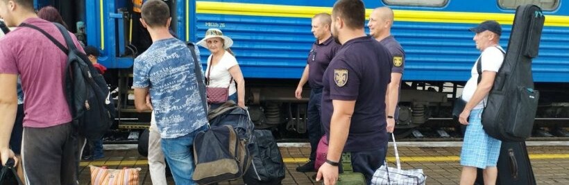 Евакуюйтесь вчасно: для вивезення мешканців Донеччини з зони бойових дій підготовлено 395 тисяч місць