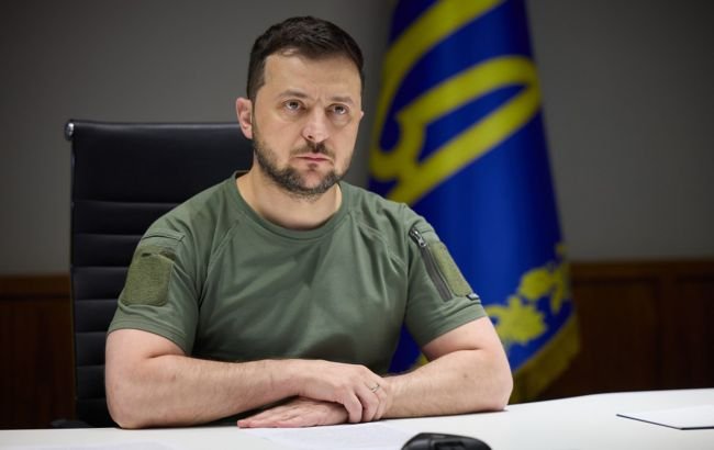 Зеленський пропонує продовжити мобілізацію та воєнний стан