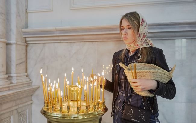 Успіння Пресвятої Богородиці: суть свята, що не можна робити в цей день, прикмети