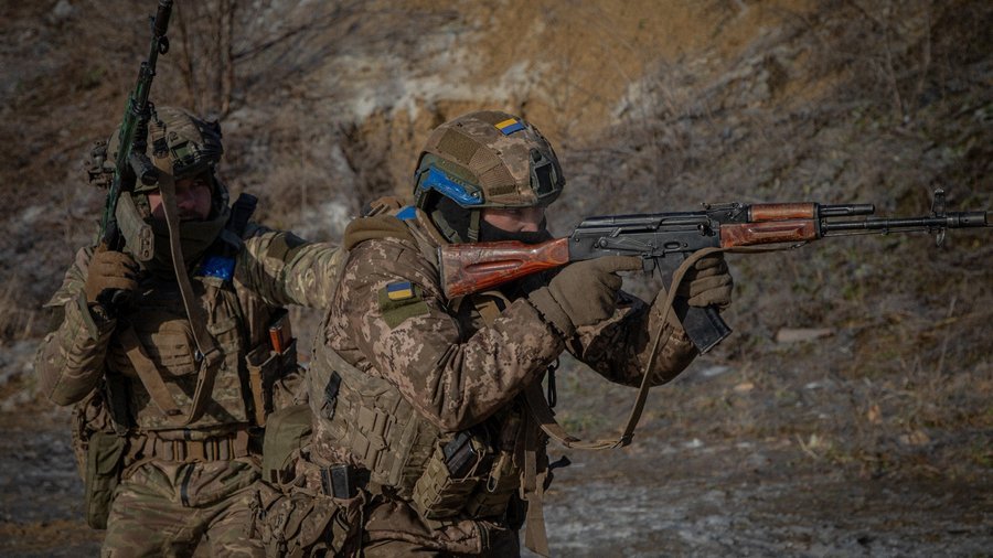 На Авдіївському напрямку військо РФ не просувається — Лазуткін