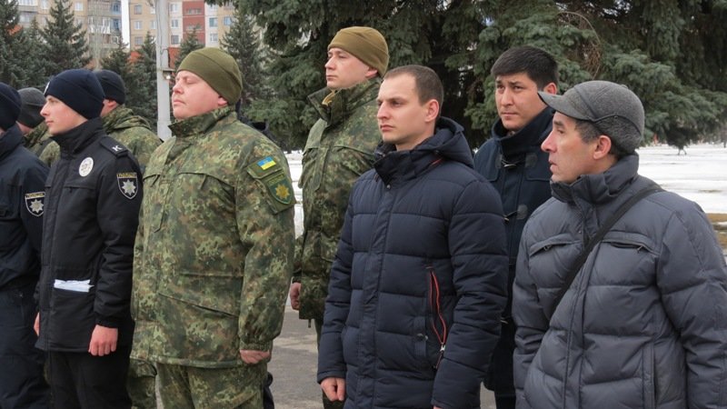 Безопасность жителей Краматорска на выходных обеспечат усил..., фото-2 Безопасность жителей Краматорска на выходных обеспечат усиленные наряды полицейских, фото-2
