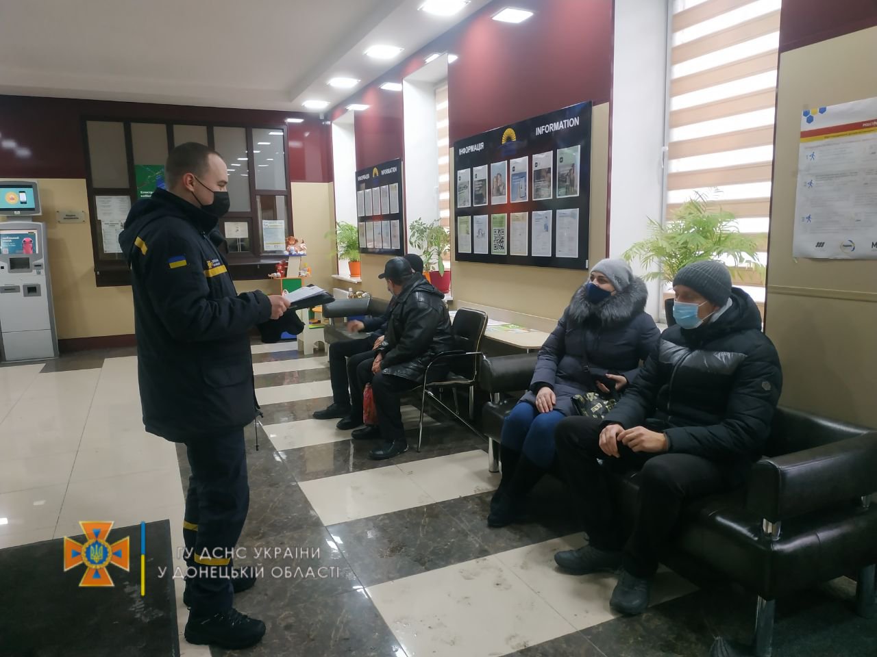 Добропольские спасатели беседовали с предпринимателями на тему пожарной безопасности
