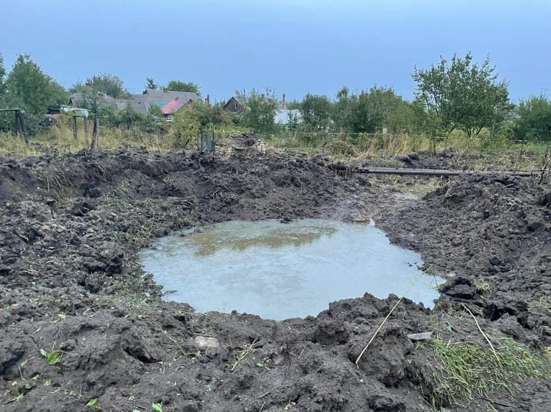 Вночі ворог продовжив стріляти на Донецькому та Горлівському напрямках