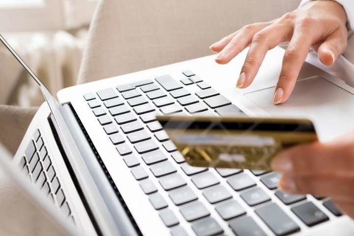 Краматорчанка перерахувала шахраям 20 000 гривень – поліція проводить розслідування