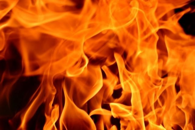 В одной из девятиэтажек Крамаотрска произошел пожар: горела жилая квартира