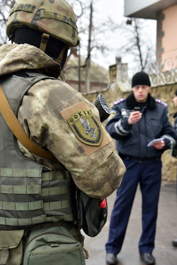 Спецподразделение полиции «Сокол» проверяет Славянск, на очереди Краматорск. (фото) - фото 1